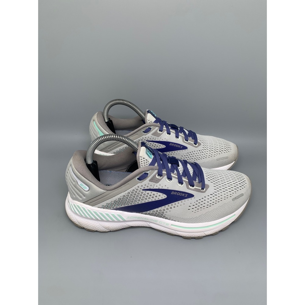 Brooks Adrenaline GTS 22 Gray Blue Running Shoes 1203531B045 Women's Sz 9